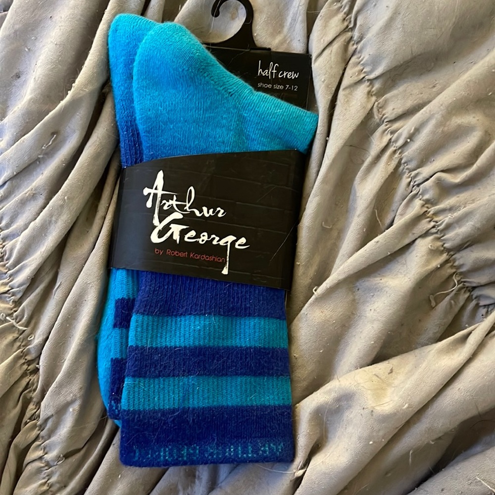 Brand new Arthur George half crew blue stripe socks Sz7-12
